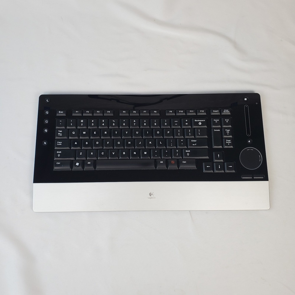 Logitech DiNovo Edge Wireless Bluetooth Keyboard Only Y-RAY81 For Parts